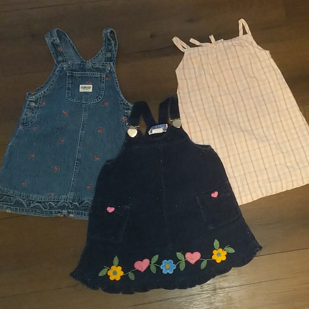 Lot of 3 girls dresses